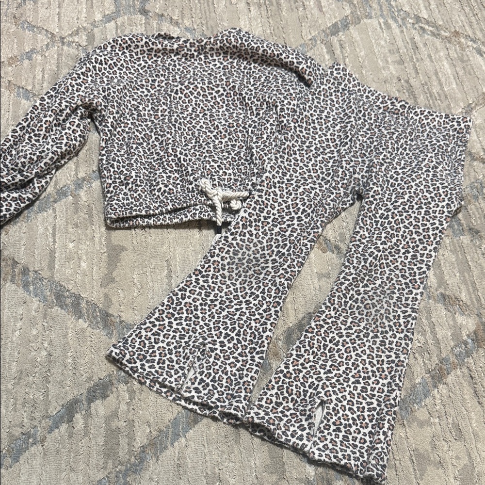Leopard matching set